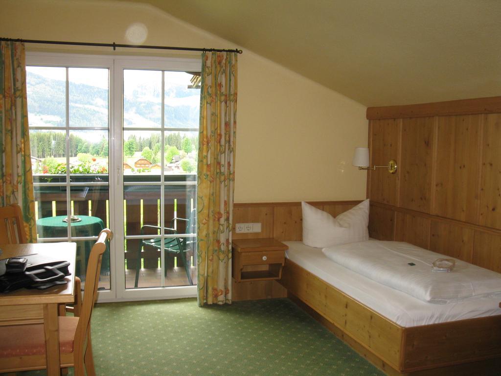 Hotel Martin Рамзау ам Дахщайн Стая снимка